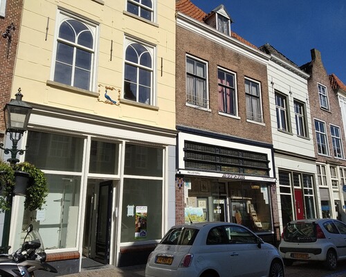 Rogstraat 10, Grave